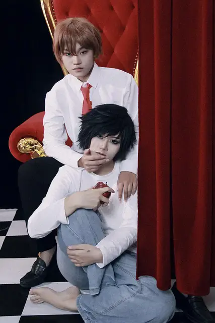 Foto Cosplay Foto cosplay anime seksi dengan pose yang menarik