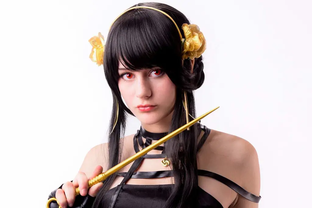 Hasil Foto Cosplay Profesional Foto cosplay dengan latar belakang yang menarik
